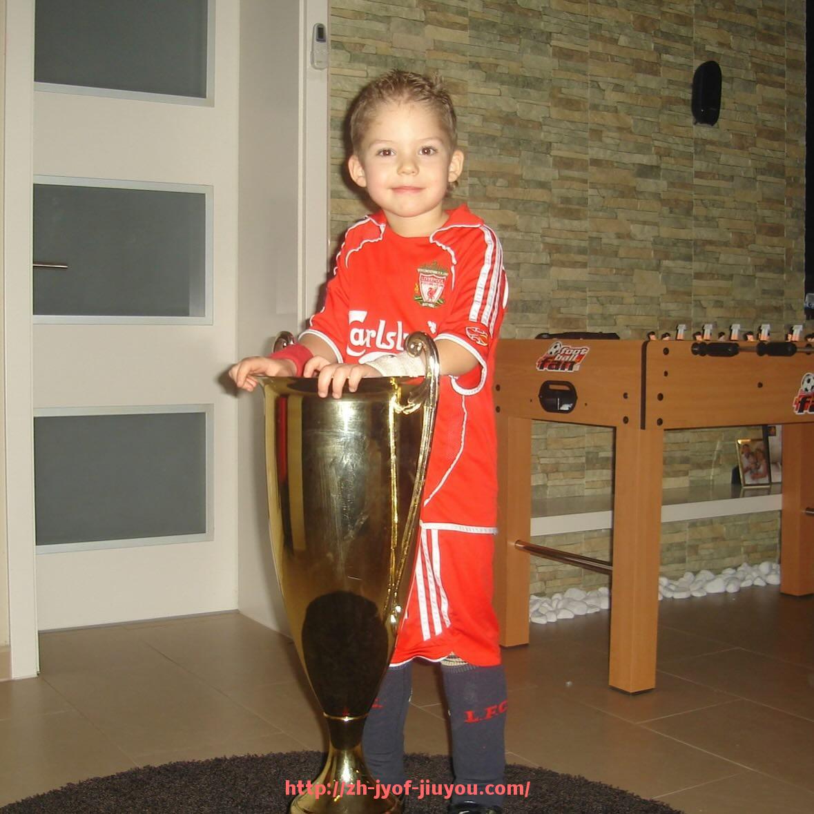 九游jiuyou-德甲保级球队需要踢多少场比赛才能保级成功