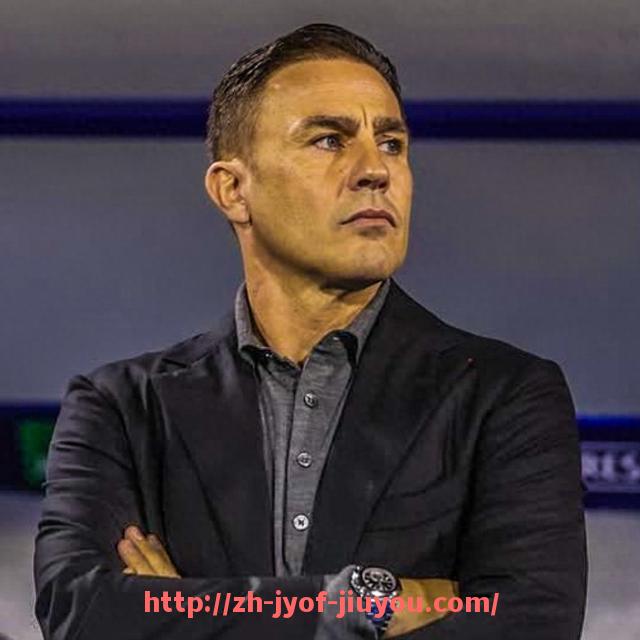 九游jiuyou-2024年NCAA女篮四强赛中防守体系的战术布置与实战效果评估